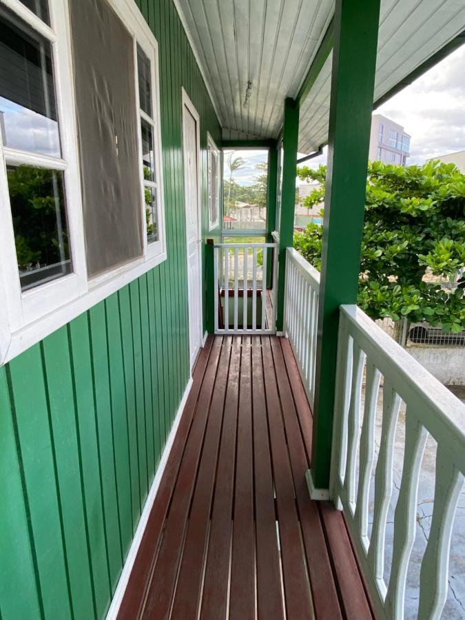 Hostel Praia De Fora Lu Palhoça المظهر الخارجي الصورة
